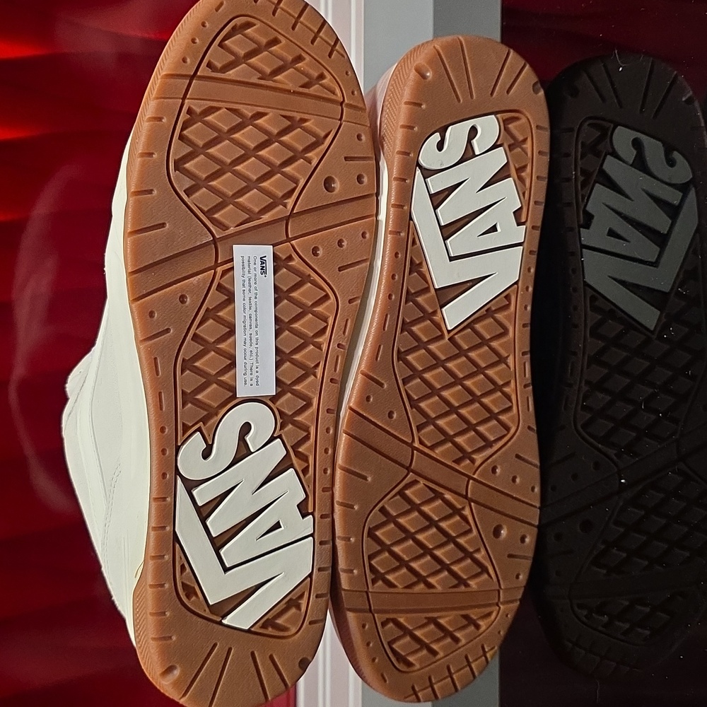 Vans Hylane Marshmallow Sneakers – Men’s 11 Women’s 12.5 – New - Picture 4 of 4